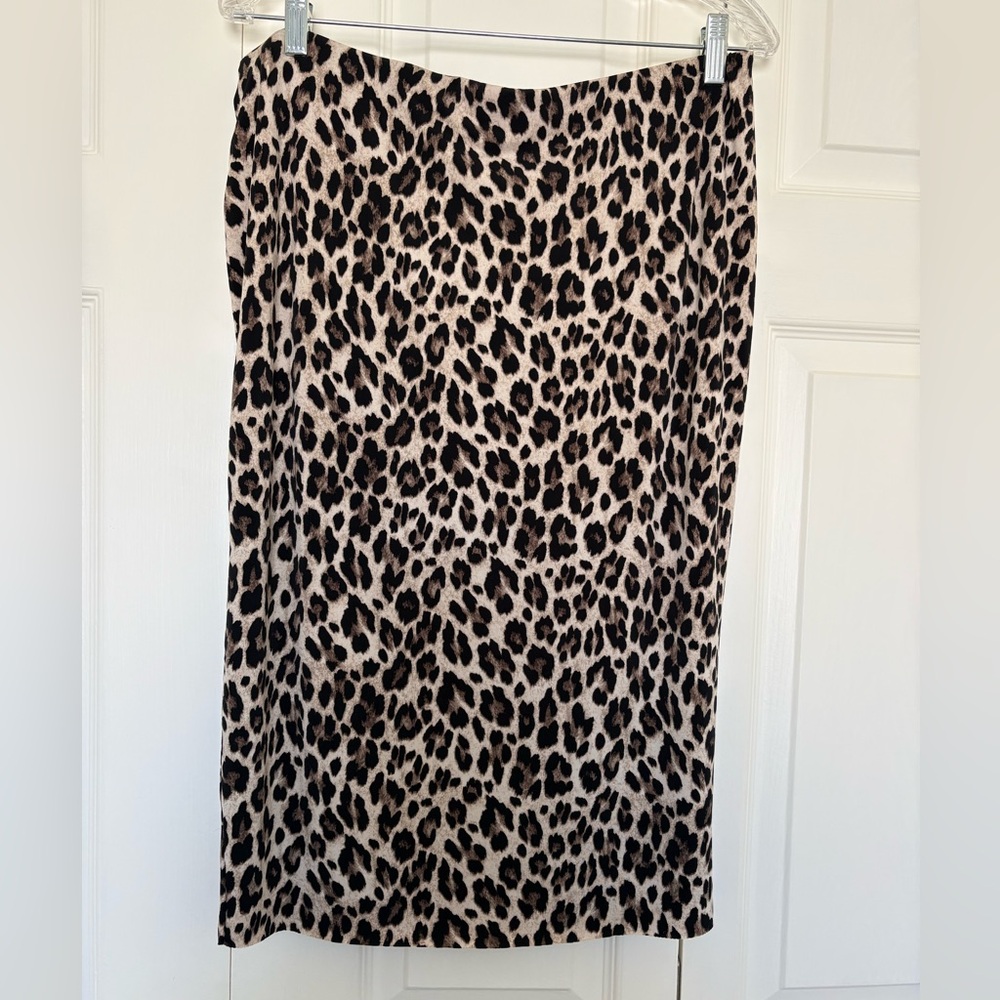 Vince Camuto Leopard Print Midi Skirt in Beige and Black